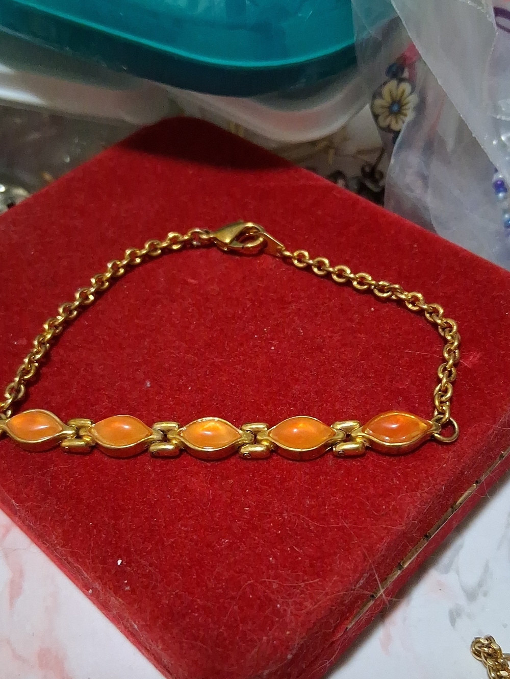 Source Unknown Gold-Tone Bracelet with Orange Marquise Links